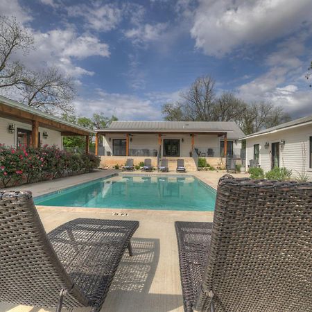 Schubert Inn Cottage - Pool - Walk To Main St Fredericksburg Eksteriør bilde